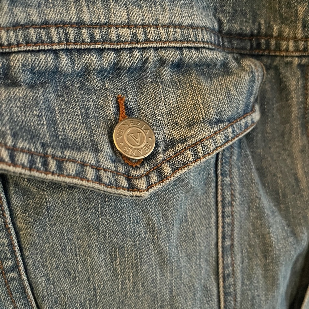 Classic 80’s Venezia Chambray Vintage Blue Denim Jacket - Picture 2 of 8